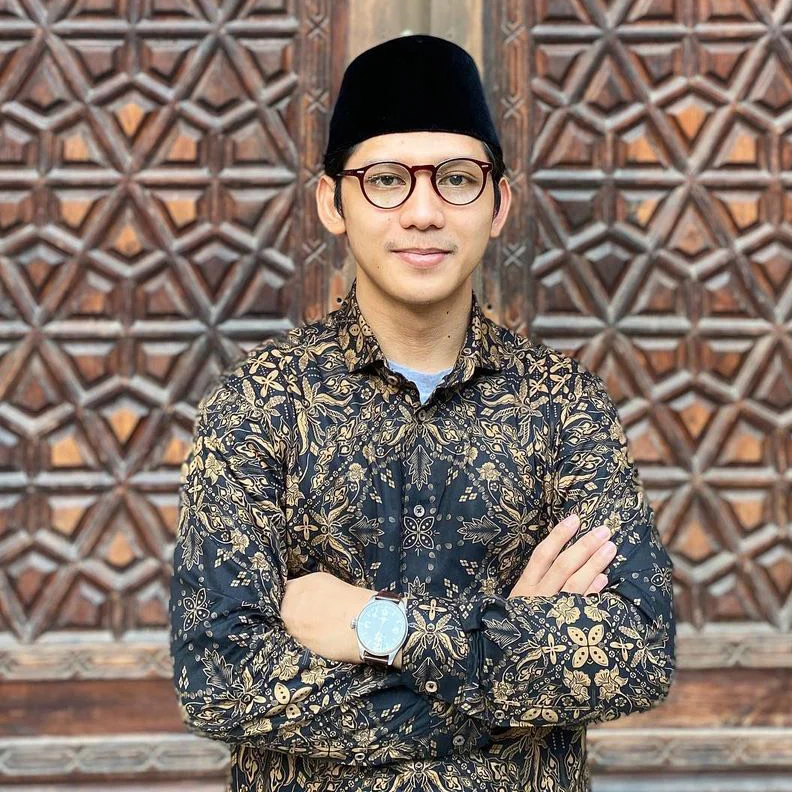 Ustadz Robby M.Ag